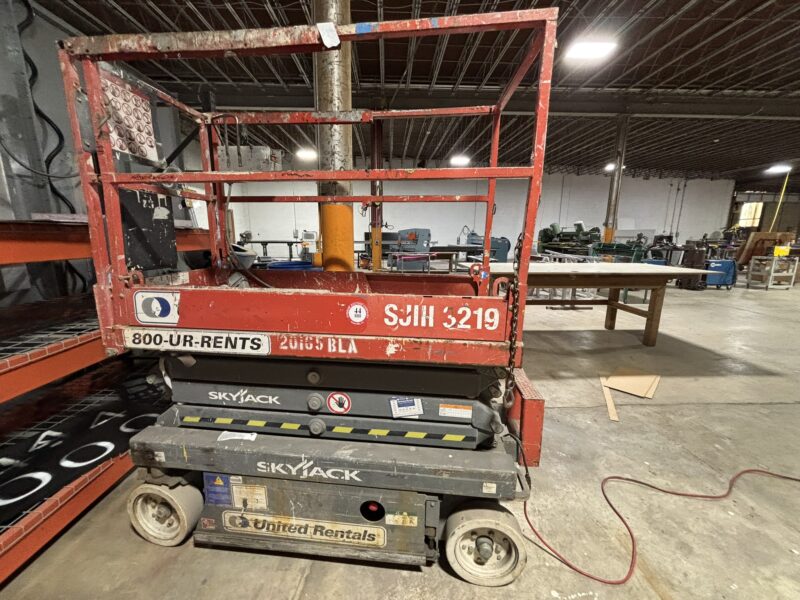 ONLINE ONLY AUCTION: Surplus Equipment, Trucks, Tools & Materials from Sign Business